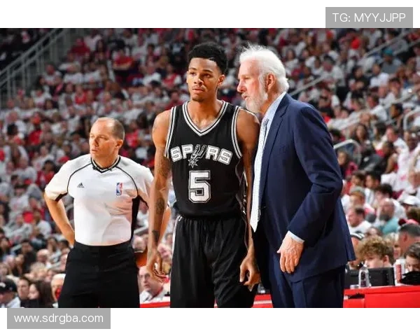 德章泰穆雷重返赛场的励志之路八个月努力让他重新学习走路